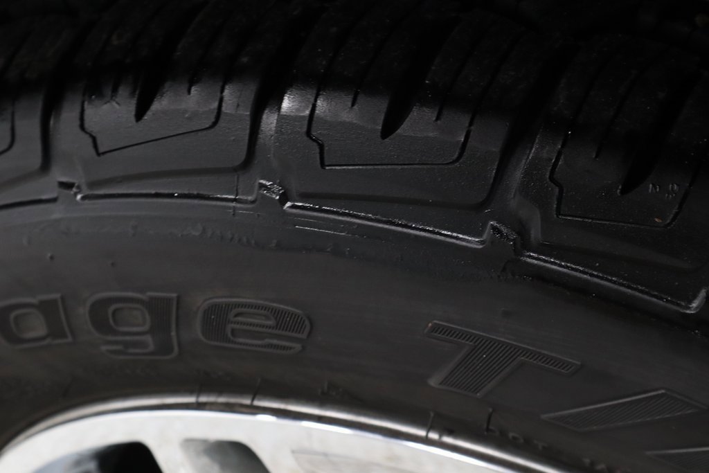 Used 2015 Ford Edge SEL w/ Equipment Group 201A image 22