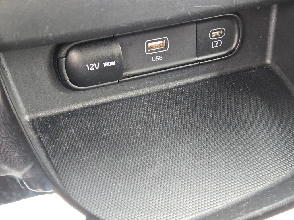 Used 2025 Kia Seltos S FWD image 36