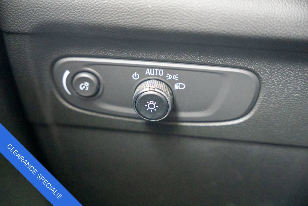 Used 2023 Buick Envision Essence w/ Sport Touring Package image 23