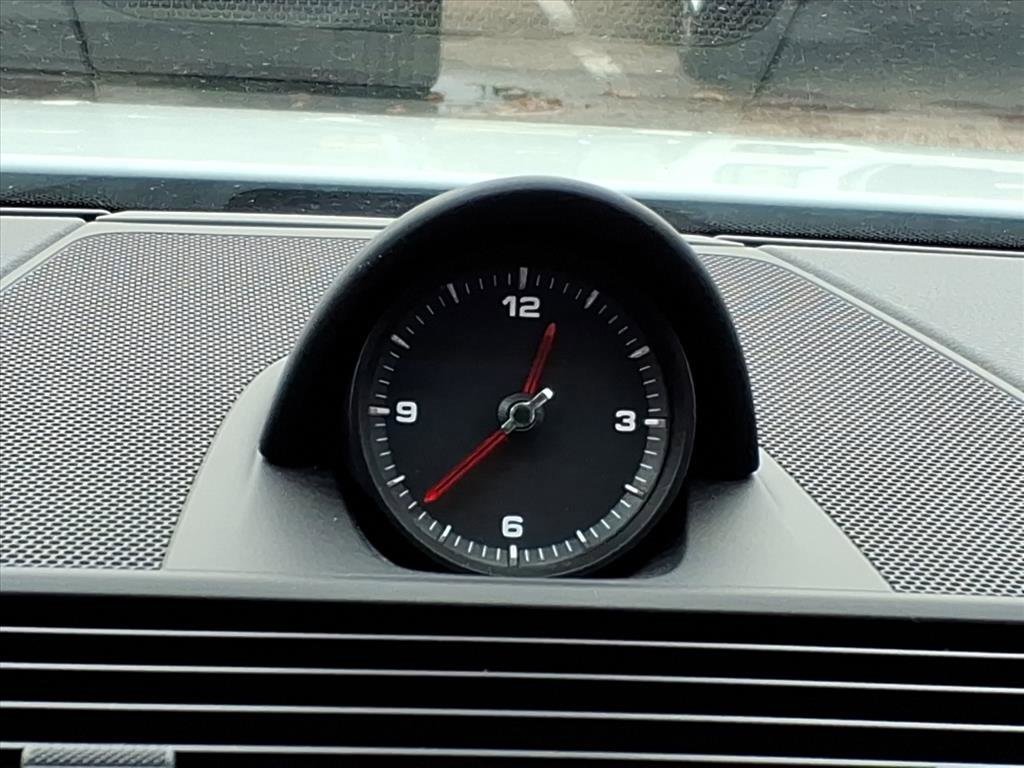 Used 2023 Porsche Panamera 4 image 17