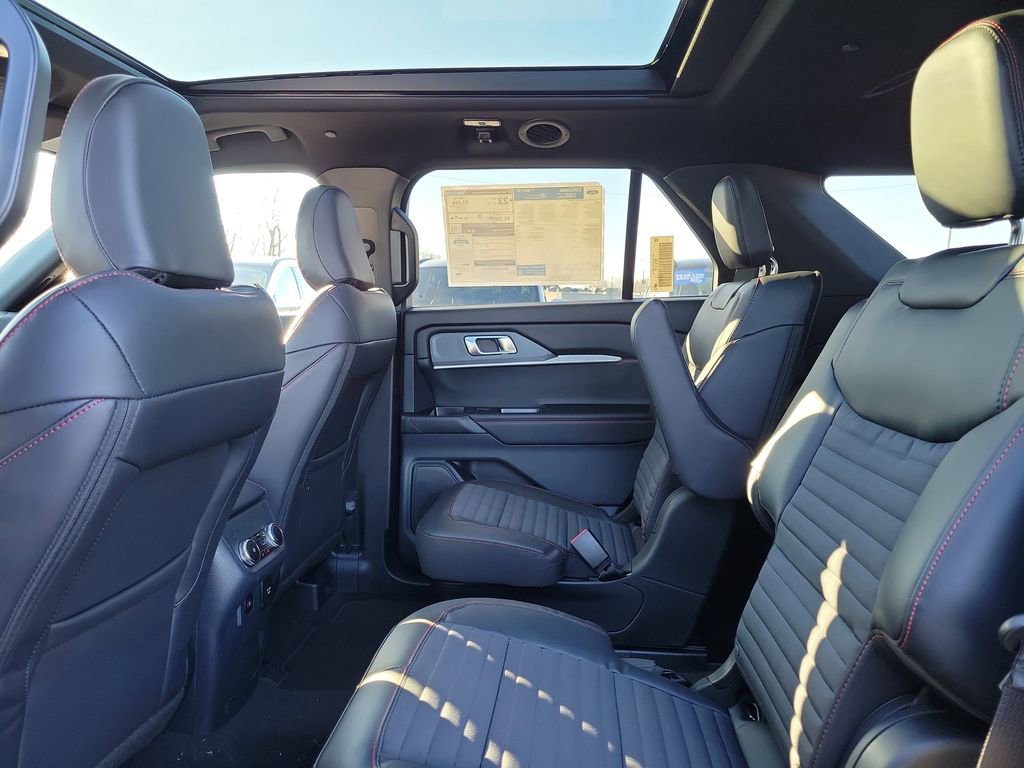 New 2026 Ford Explorer ST-Line image 13