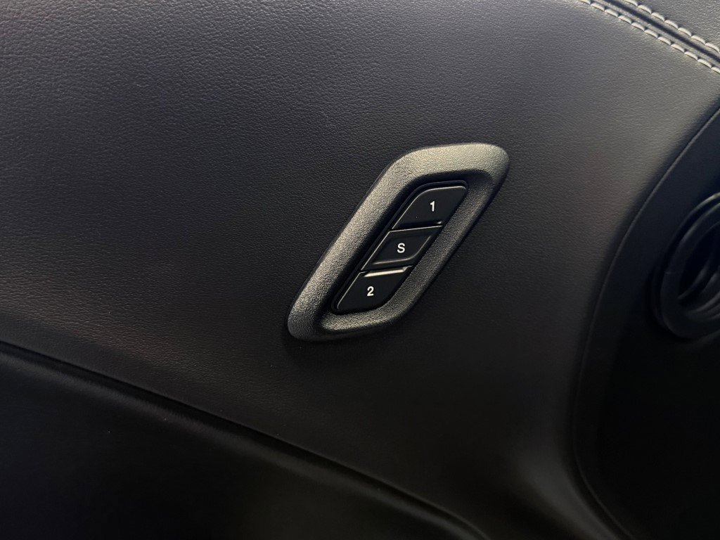 Used 2022 Dodge Challenger SRT Hellcat image 40