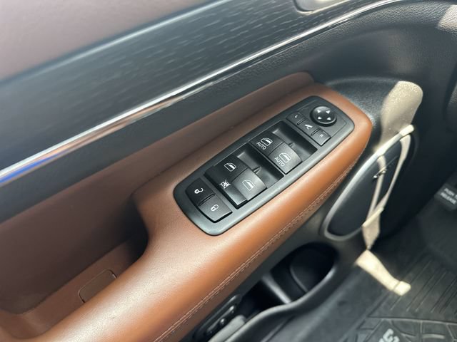 Used 2021 Jeep Grand Cherokee Summit w/ Platinum Series Group AWD/4WD image 14