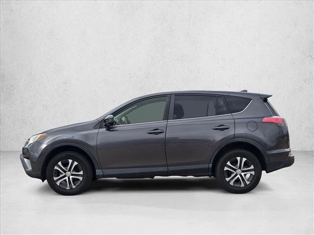 Used 2018 Toyota RAV4 LE image 8