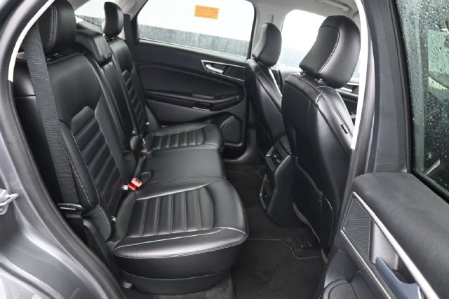 Used 2024 Ford Edge SEL AWD/4WD image 7