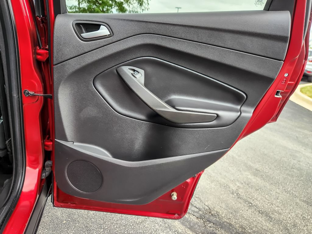 Used 2018 Ford Escape SE FWD image 19