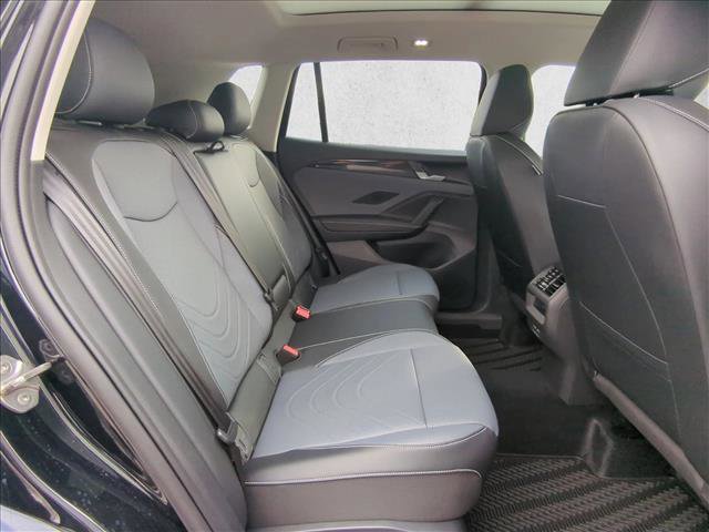 New 2026 Volkswagen Tiguan SE image 25