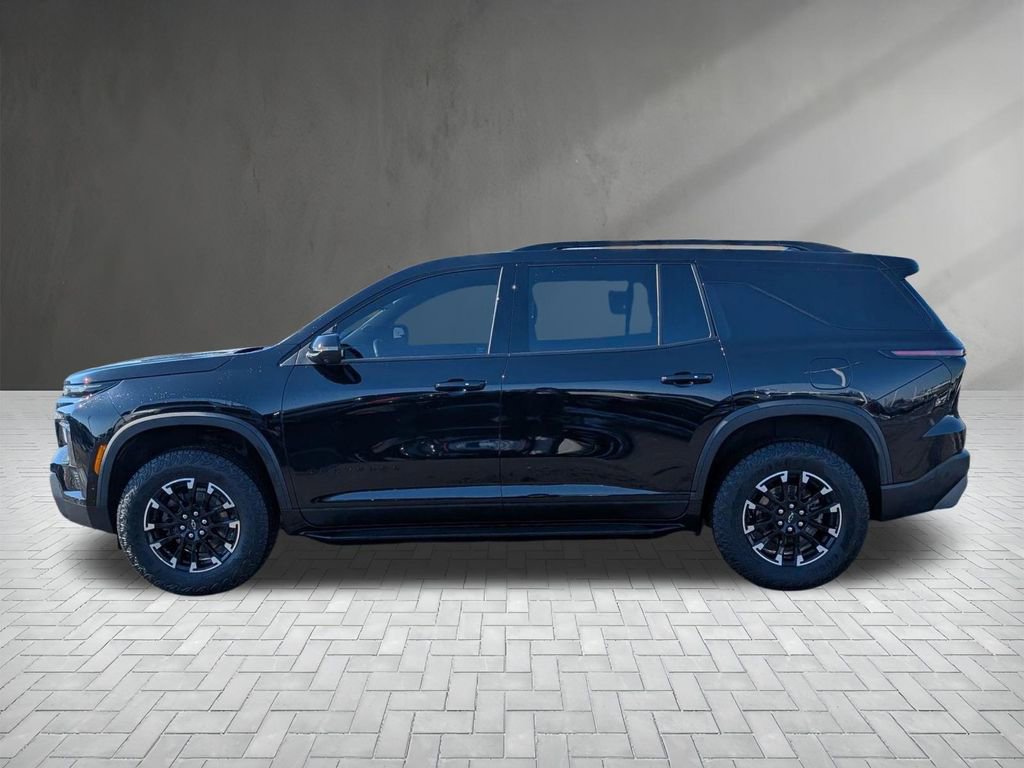 Used 2024 Chevrolet Traverse Z71 w/ Enhanced Driving Package image 5