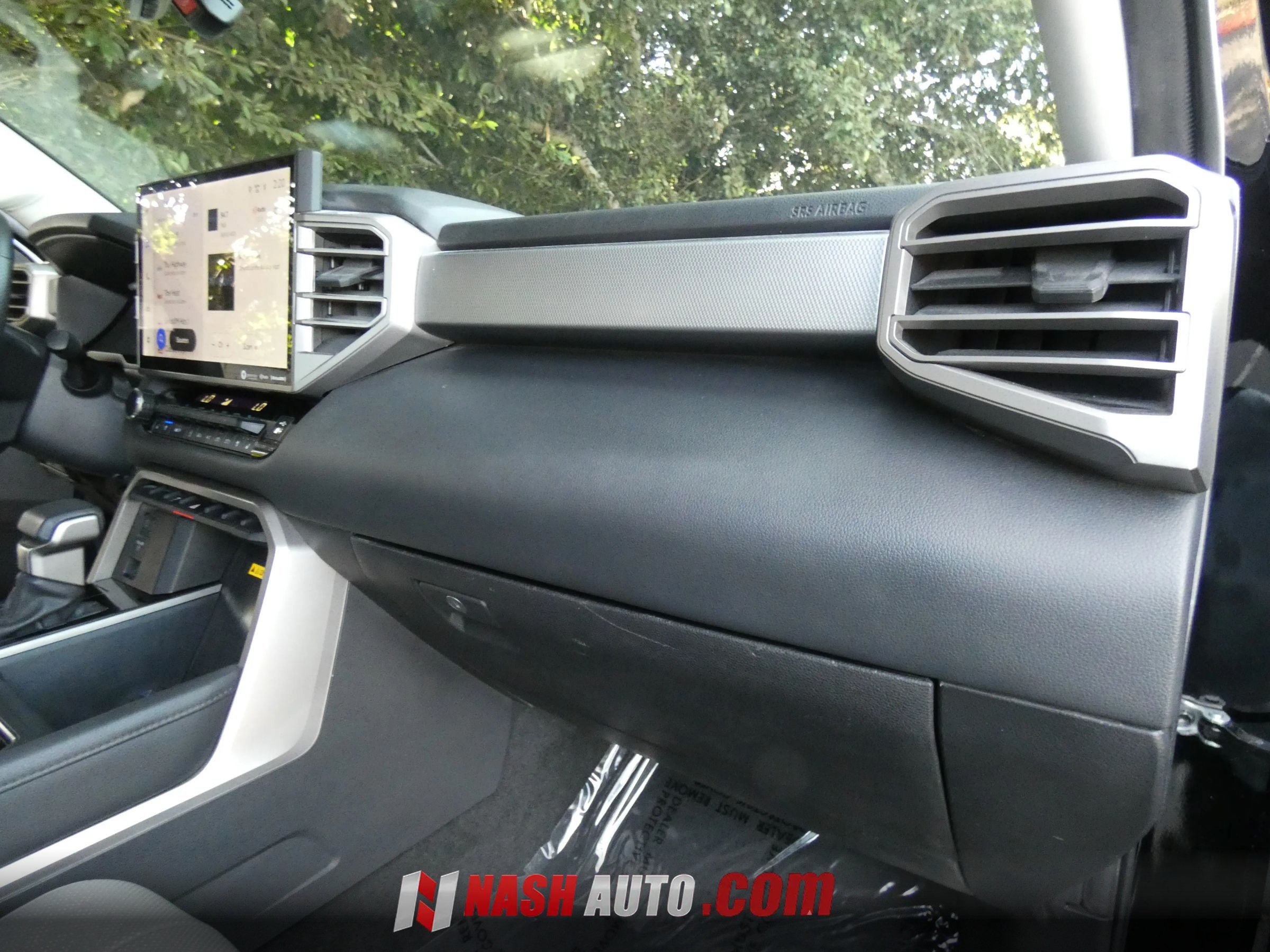 Used 2024 Toyota Tundra Limited w/ Power Package AWD/4WD image 36