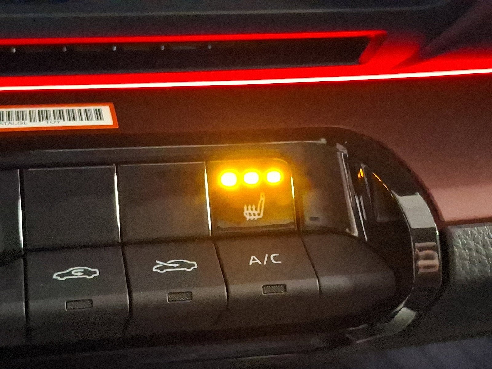 New 2026 Toyota Prius Plug-In Hybrid FWD image 16