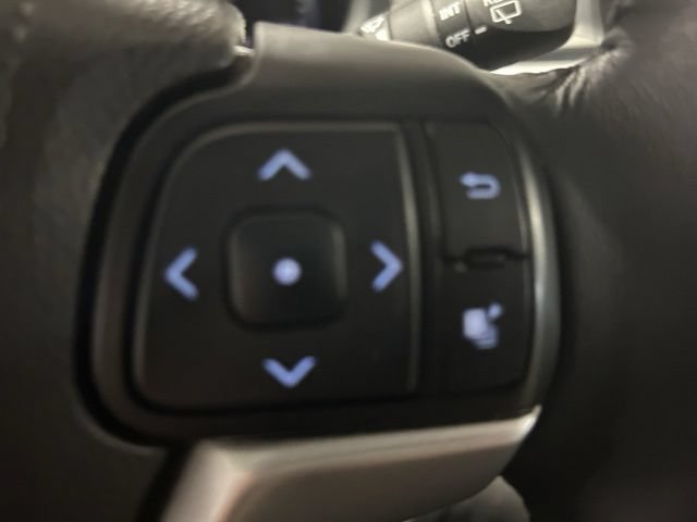 Used 2016 Toyota Highlander Limited AWD/4WD image 32