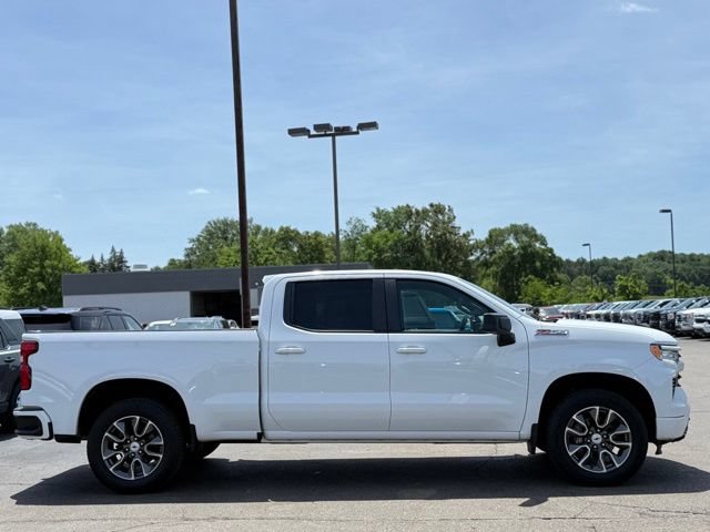 Used 2022 Chevrolet Silverado 1500 RST AWD/4WD image 33