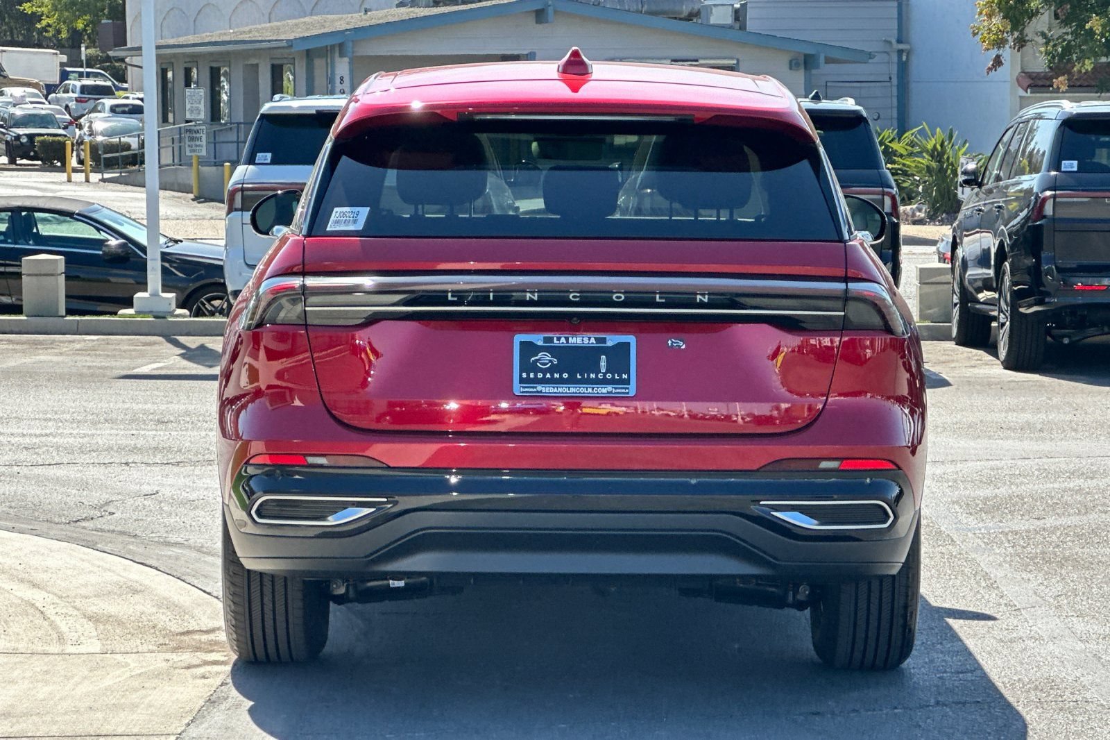 New 2026 Lincoln Nautilus Premier AWD/4WD image 4