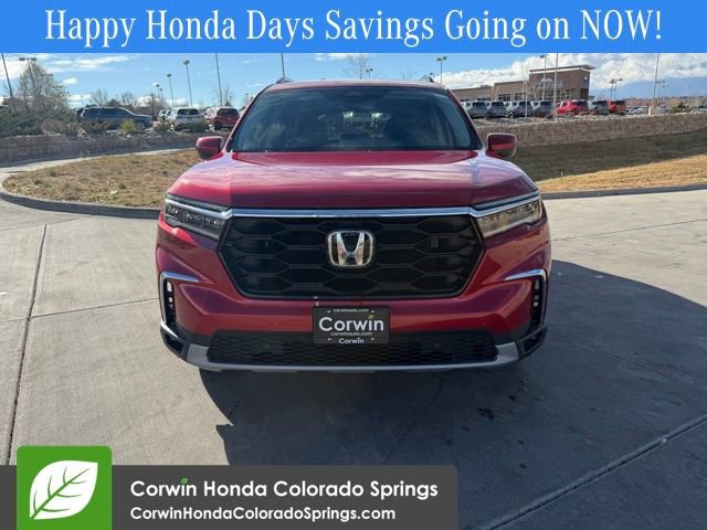 New 2025 Honda Pilot Touring image 2