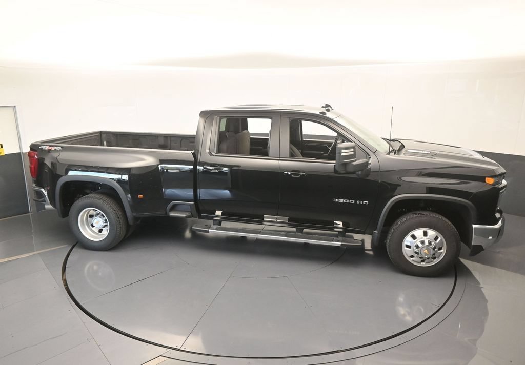 Used 2026 Chevrolet Silverado 3500 LT AWD/4WD image 57