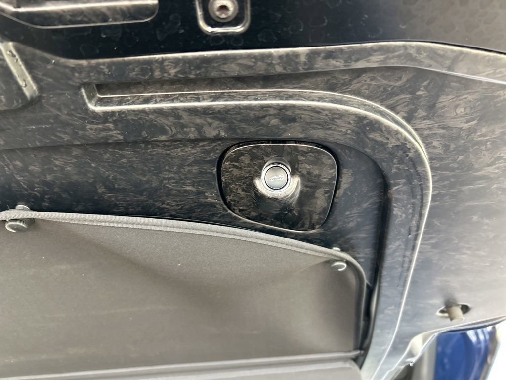 Used 2020 McLaren GT image 36