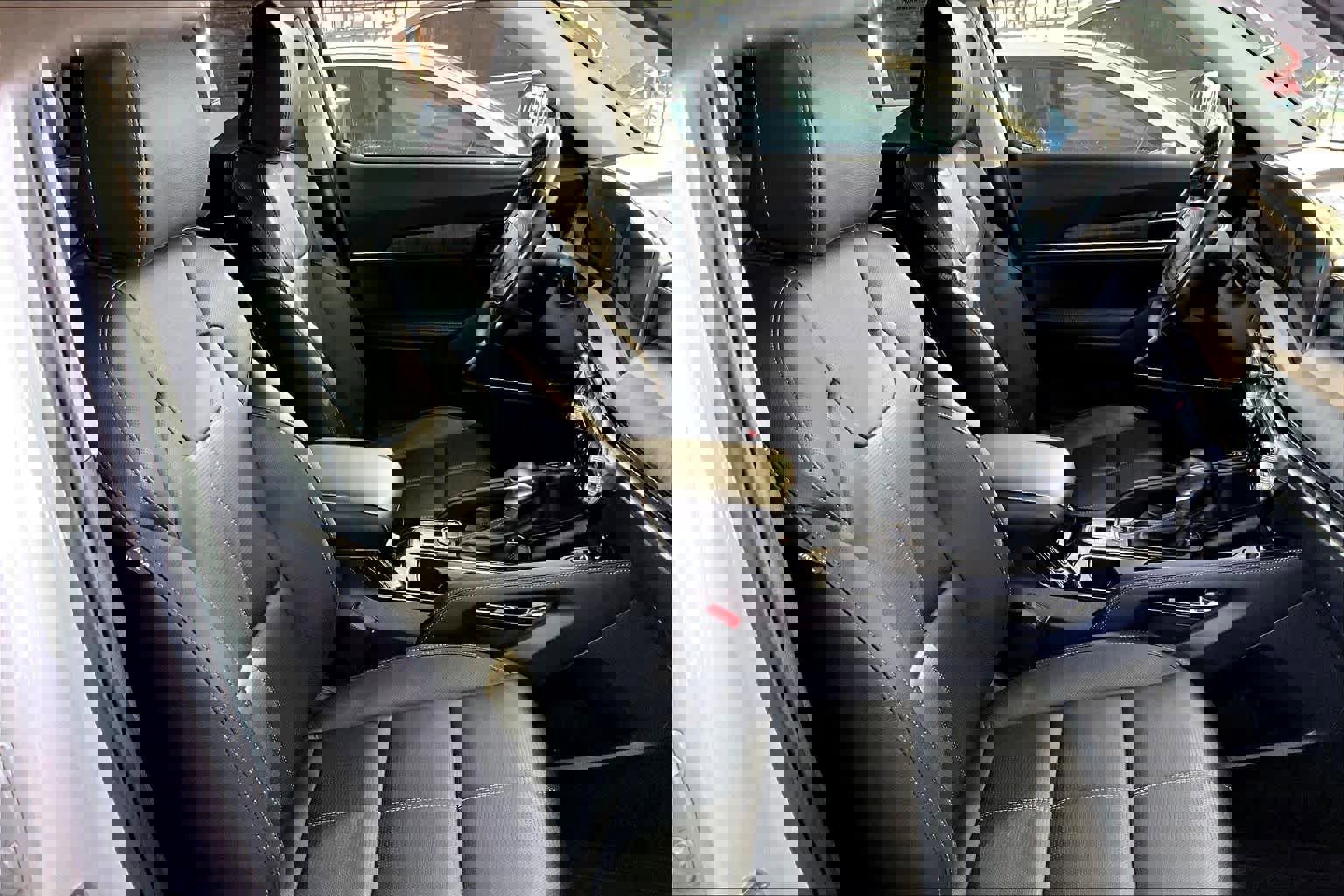 Used 2024 Kia Telluride EX w/ EX Captain's Chair Package image 9