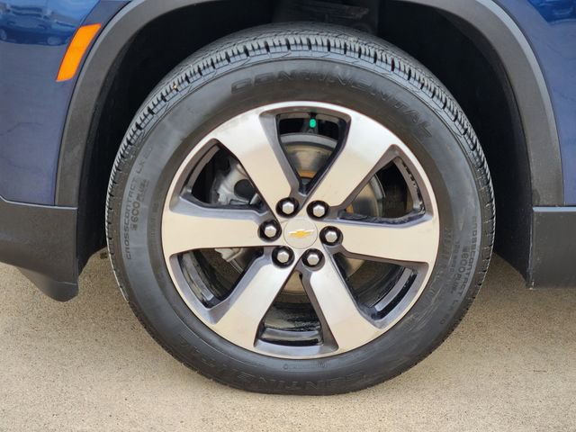 Used 2023 Chevrolet Traverse LT w/ LT Premium Package FWD image 17