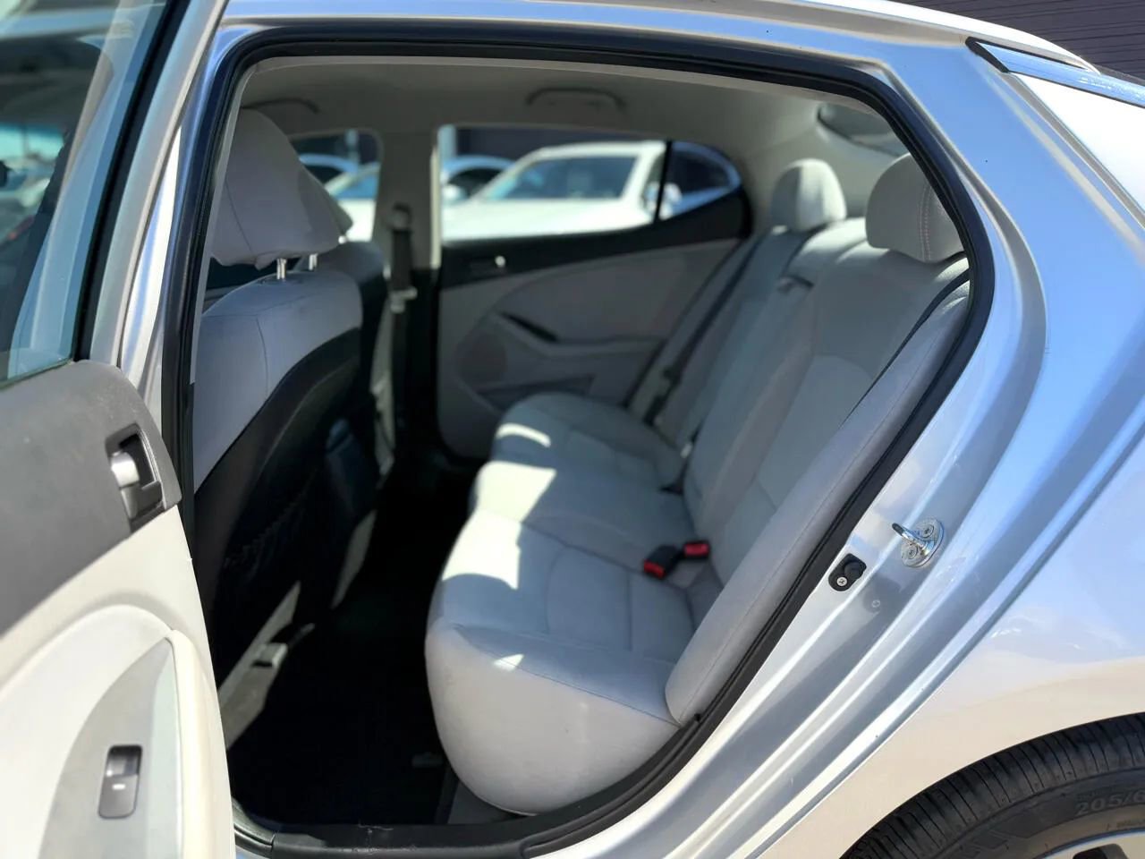 Used 2013 Kia Optima LX image 24