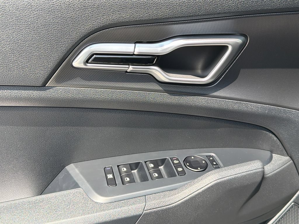 New 2026 Kia Sportage LX FWD image 10