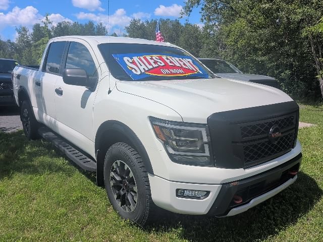 Used 2021 Nissan Titan PRO-4X w/ Off Road Protection Package AWD/4WD image 3