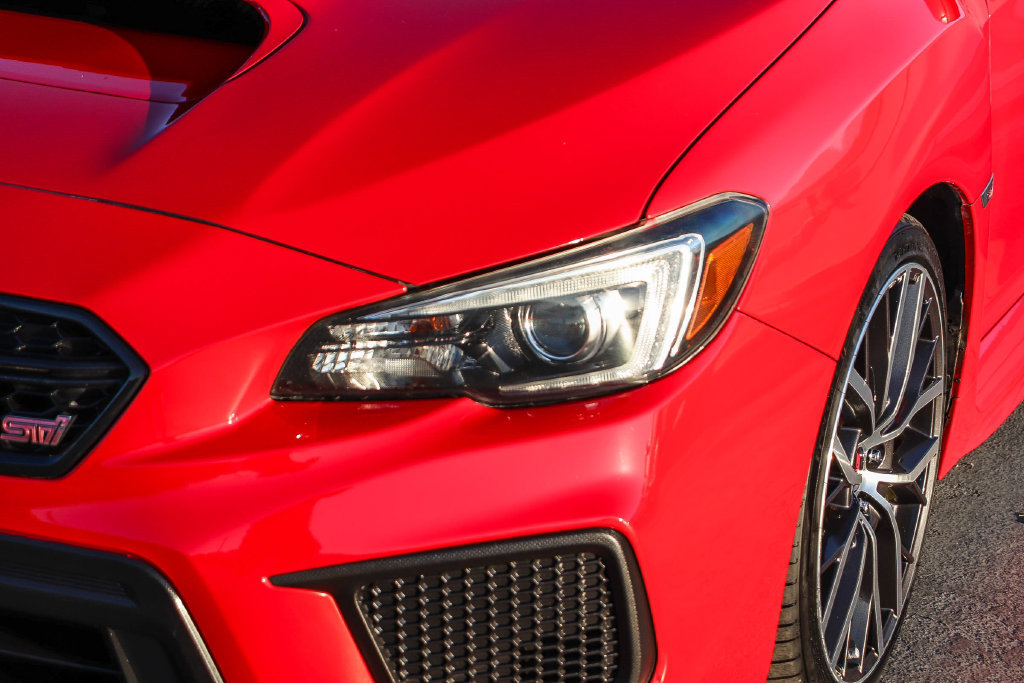 Used 2018 Subaru WRX STI Limited w/ Popular Package #1 AWD/4WD image 5