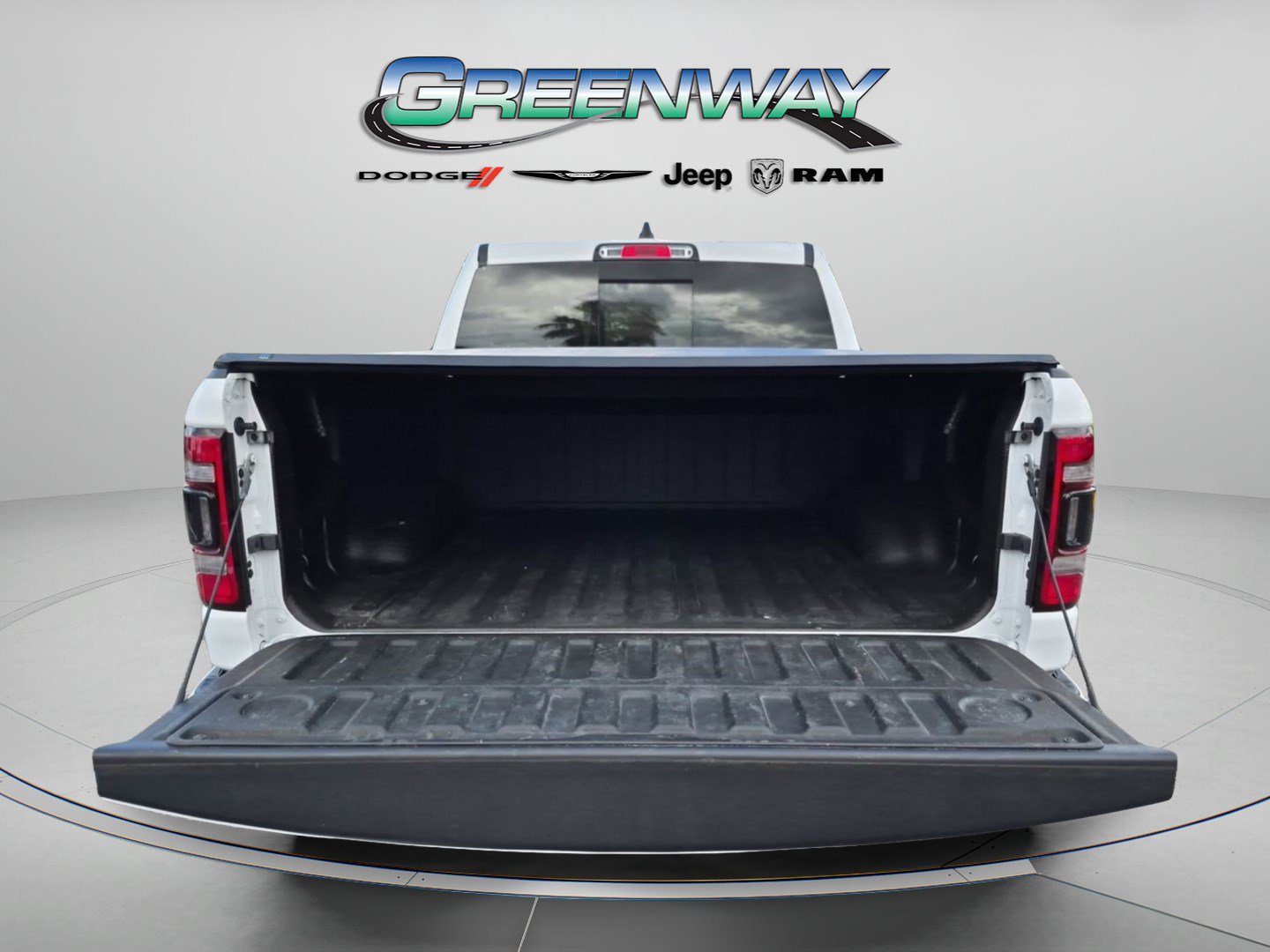 Used 2023 RAM 1500 Big Horn AWD/4WD image 4