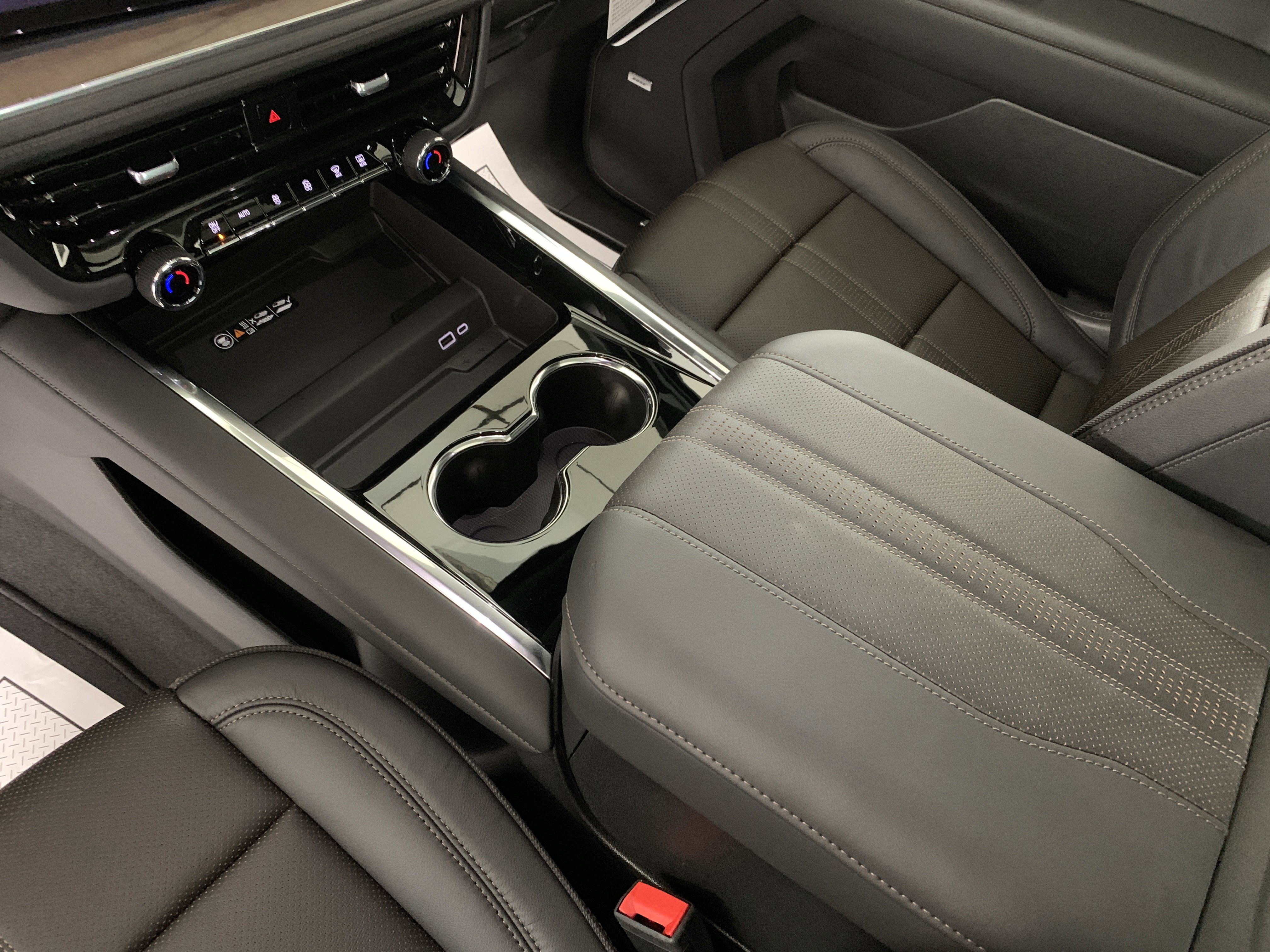 New 2026 Chevrolet Tahoe High Country image 30