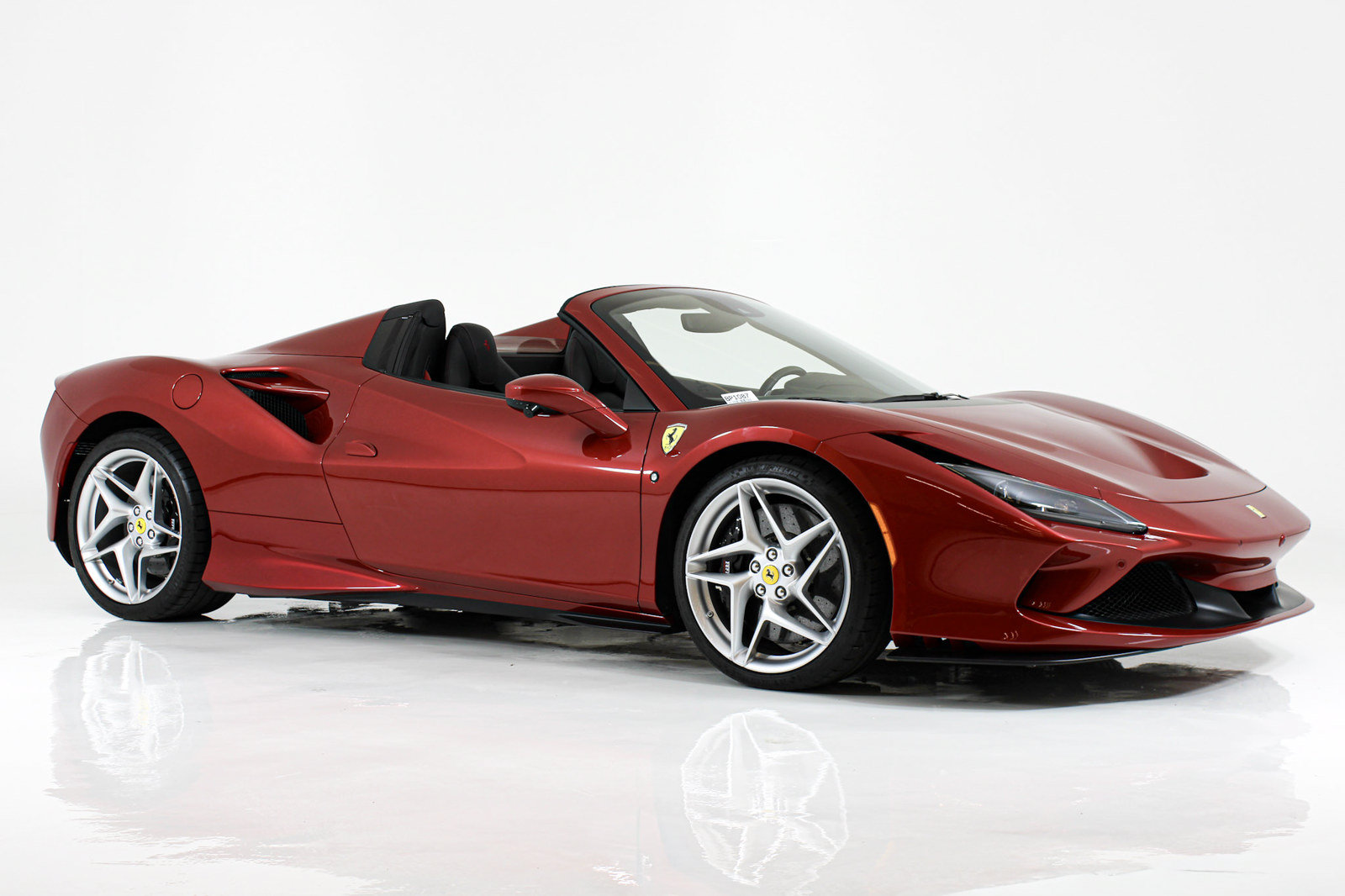 Certified 2023 Ferrari F8 Tributo RWD image 16