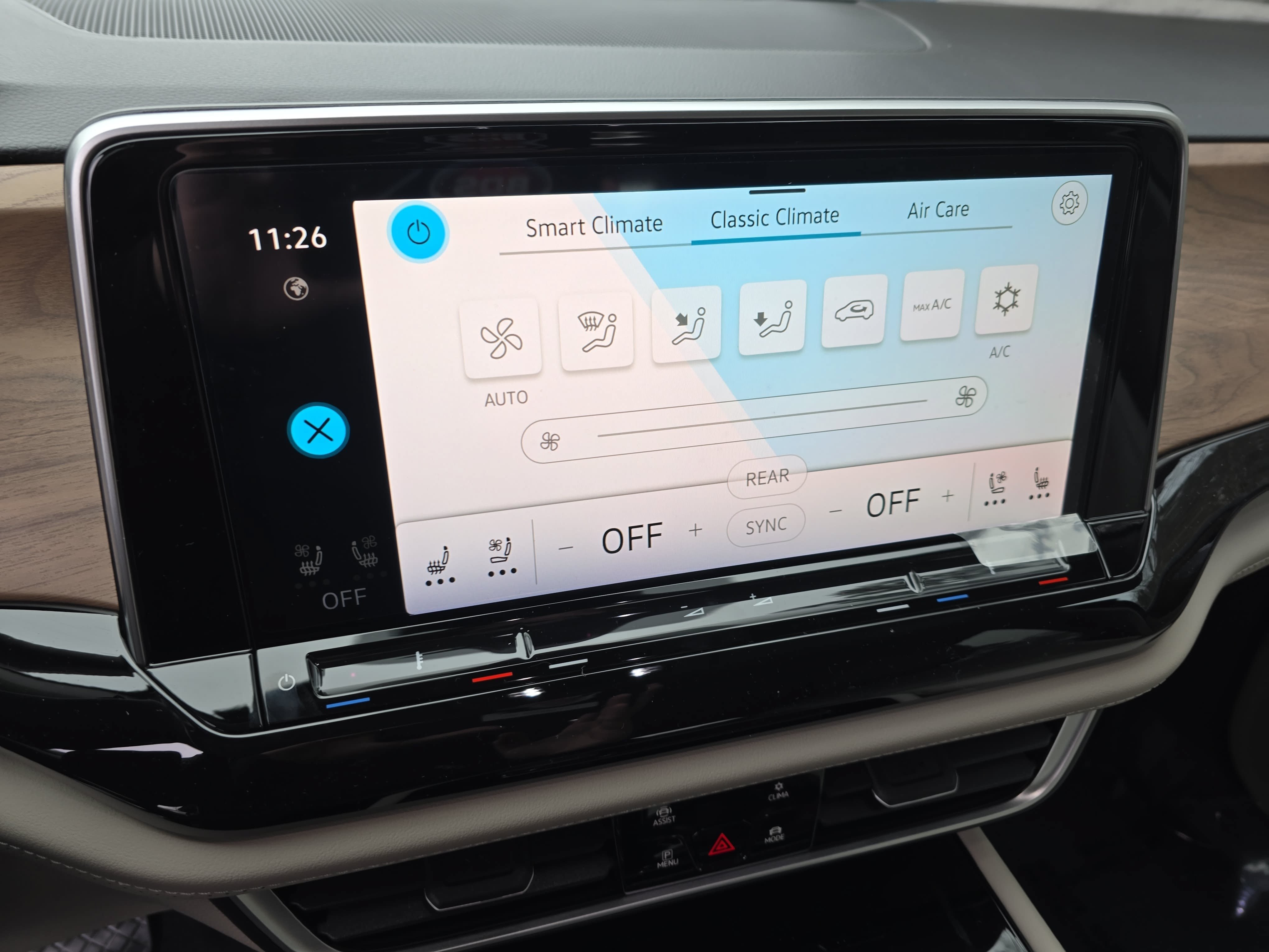 New 2026 Volkswagen Atlas SE AWD/4WD image 24