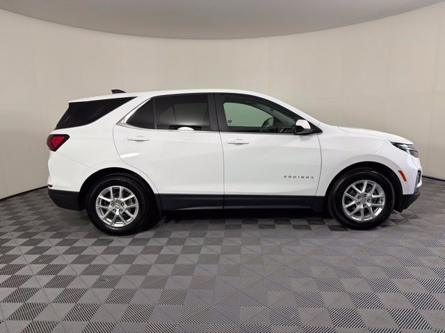 Used 2024 Chevrolet Equinox LT FWD image 5