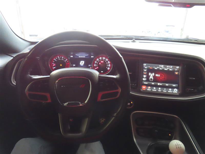 Used 2022 Dodge Challenger R/T Scat Pack RWD image 13
