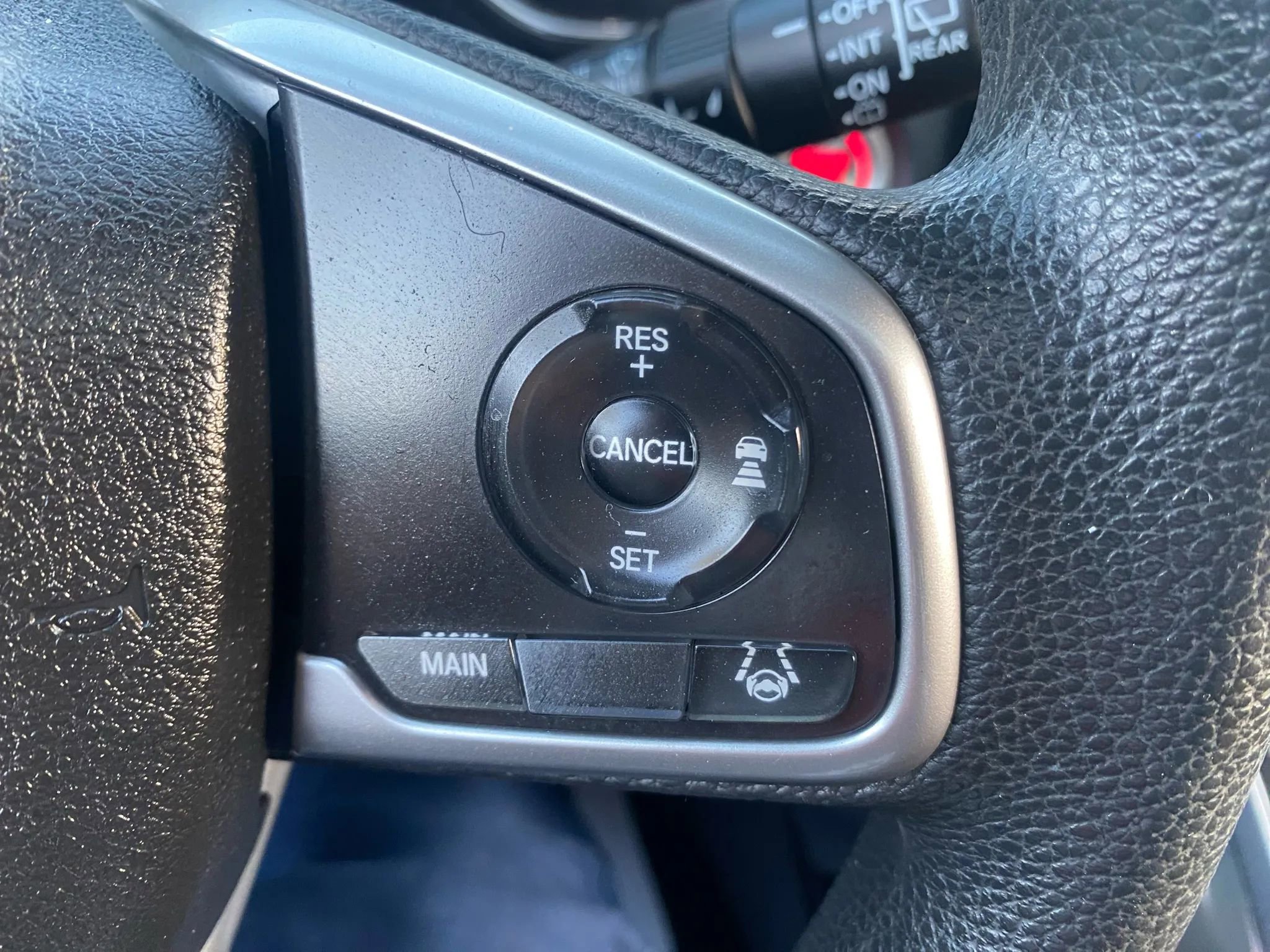 Used 2019 Honda CR-V EX image 40