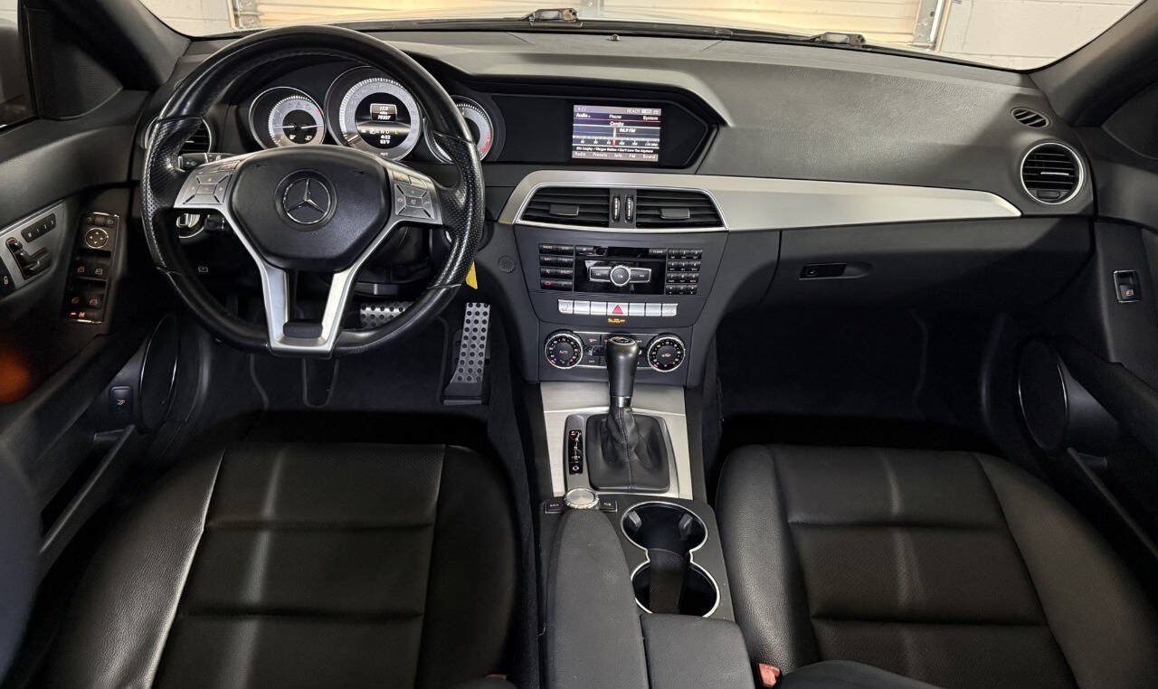 Used 2013 Mercedes-Benz C 250 Sedan image 11