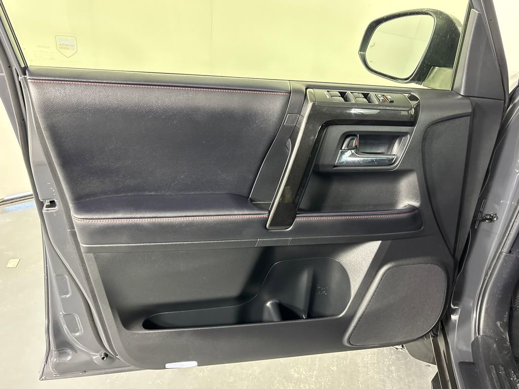 Certified 2024 Toyota 4Runner TRD Off-Road Premium w/ Moonroof Package AWD/4WD image 24
