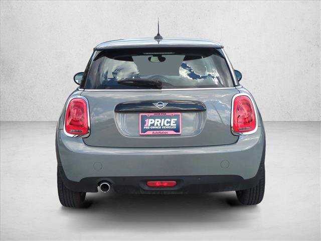 Used 2020 MINI Cooper 2-Door Hardtop FWD image 7