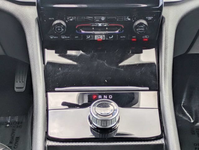 Used 2025 Jeep Grand Cherokee L Limited RWD image 21
