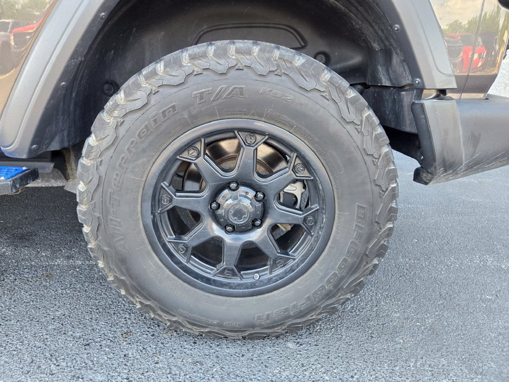 Used 2019 Jeep Wrangler Sport AWD/4WD image 9