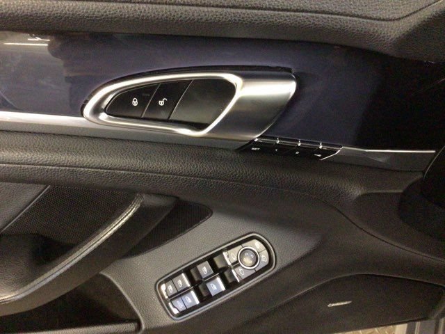 Used 2016 Porsche Panamera Edition RWD image 8