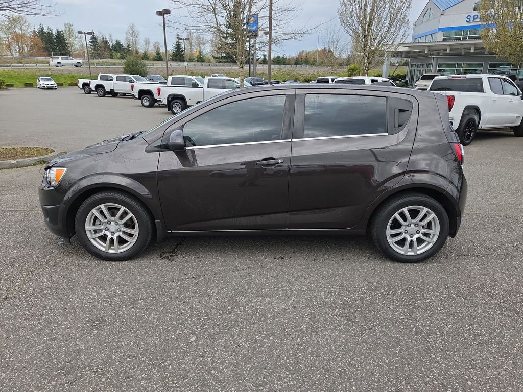 Used 2015 Chevrolet Sonic LT w/ Fun and Sun Package image 3
