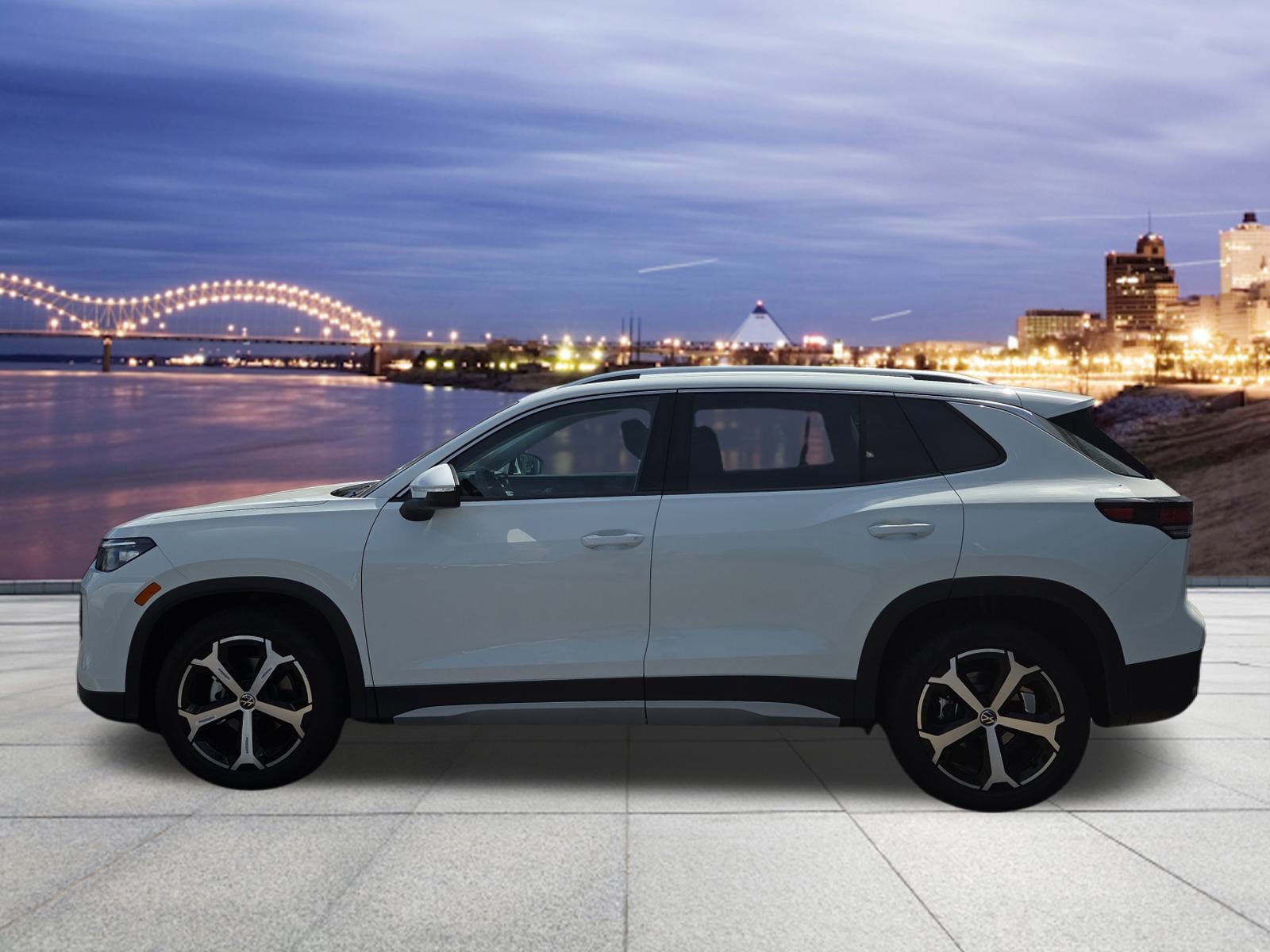 New 2025 Volkswagen Tiguan SE image 2