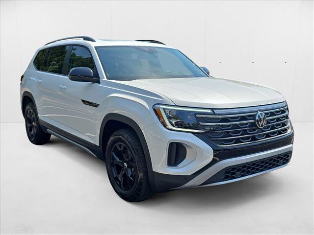 Used 2026 Volkswagen Atlas Peak Edition AWD/4WD image 9