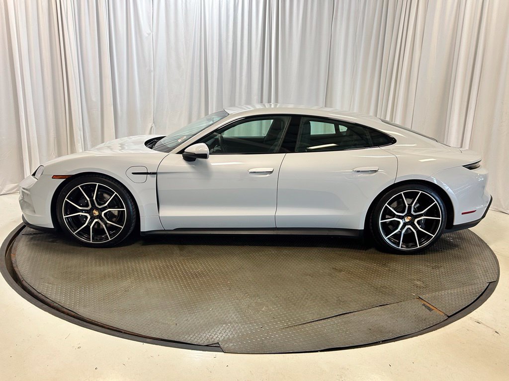 Certified 2025 Porsche Taycan AWD/4WD image 2