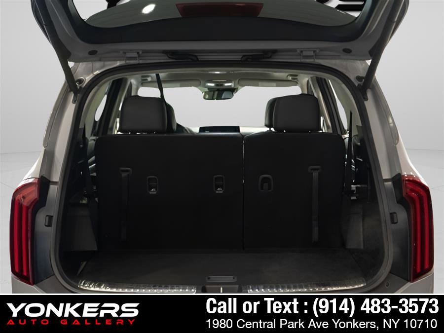 Used 2022 Kia Telluride SX w/ SX Prestige Package image 57