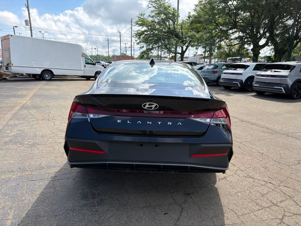 New 2026 Hyundai Elantra Sport FWD image 6