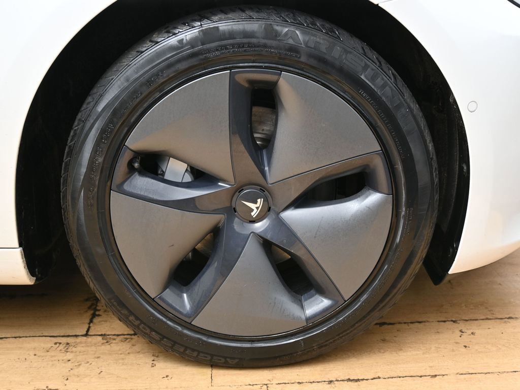 Used 2021 Tesla Model 3 Standard Range Plus image 42