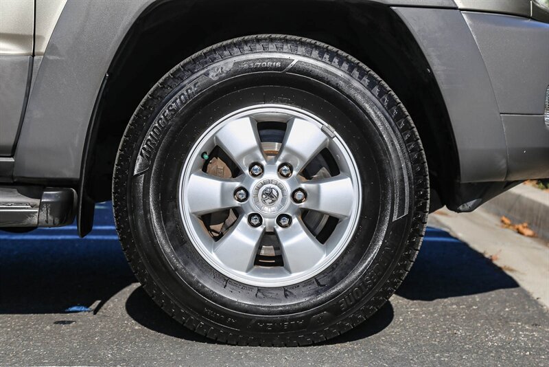 Used 2003 Toyota 4Runner SR5 RWD image 16