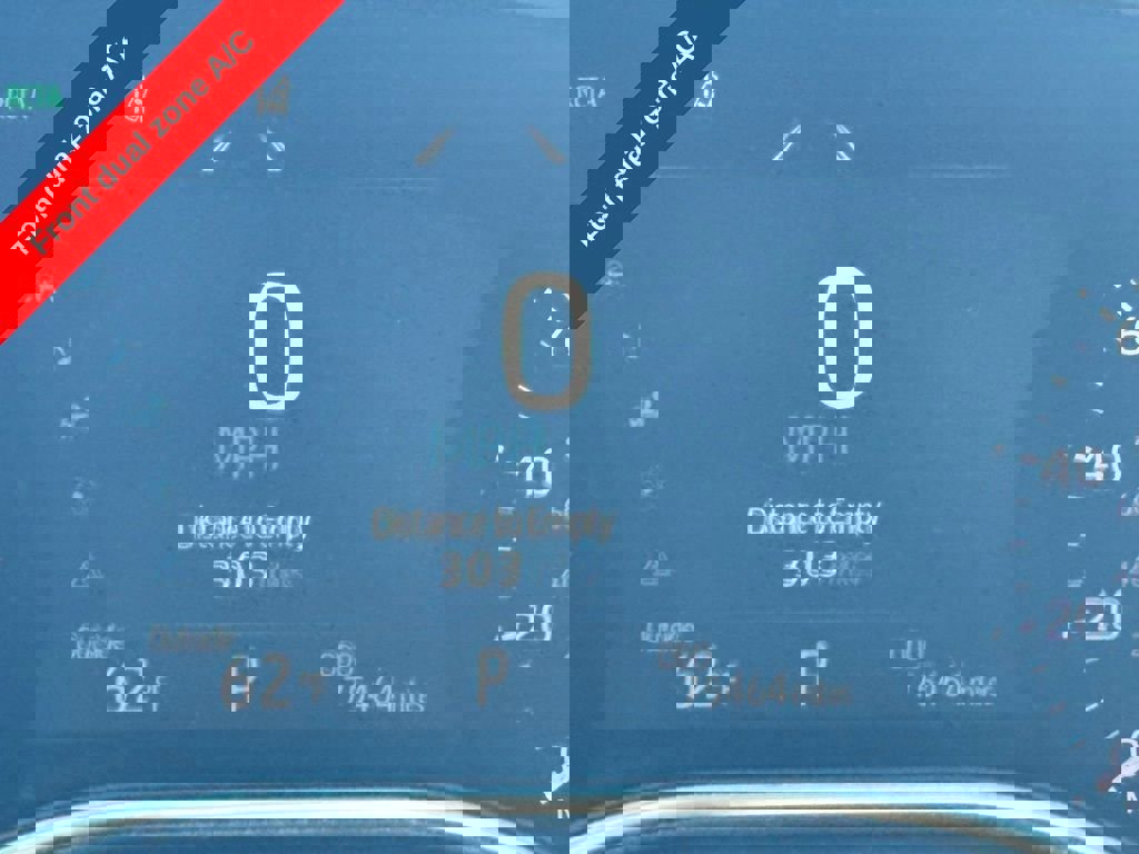 Used 2019 Toyota Avalon XLE w/ Moonroof Package image 5