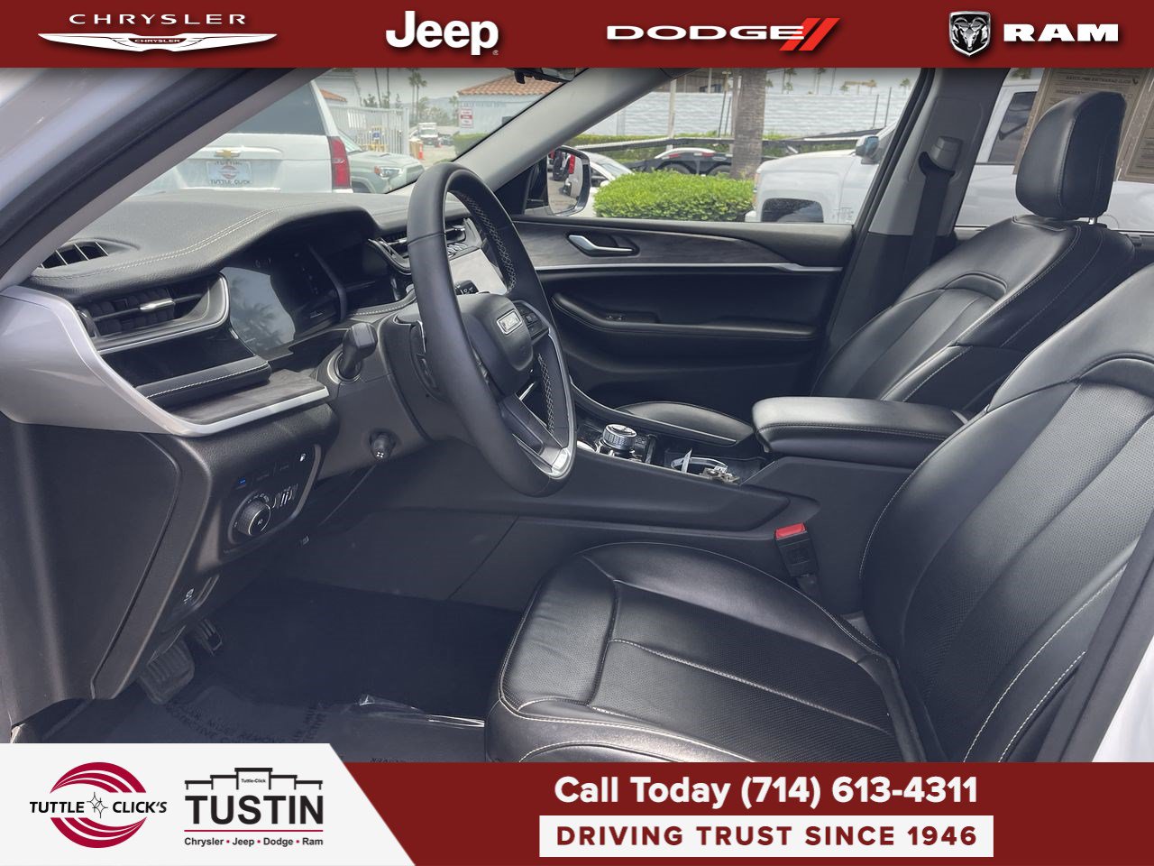 Used 2023 Jeep Grand Cherokee 4WD 4xe w/ Luxury Tech Group II image 18