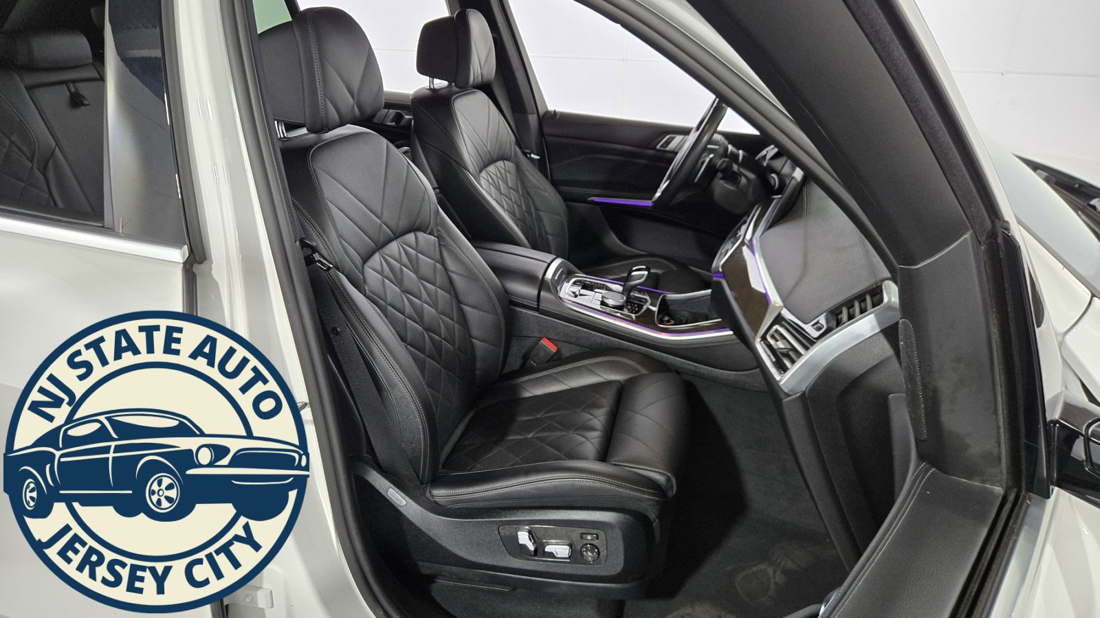 Used 2023 BMW X5 xDrive45e w/ Climate Comfort Package image 36